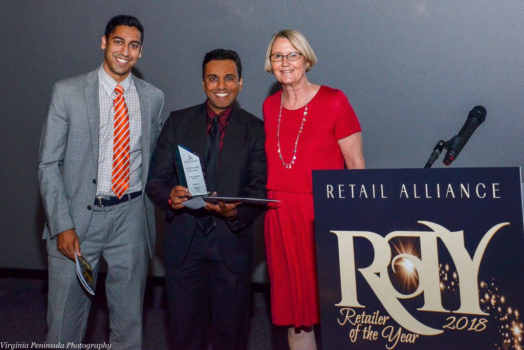 retailer-of-year-award-2018-services-techark-edit. TechArk CEO received Retailer of the Year award